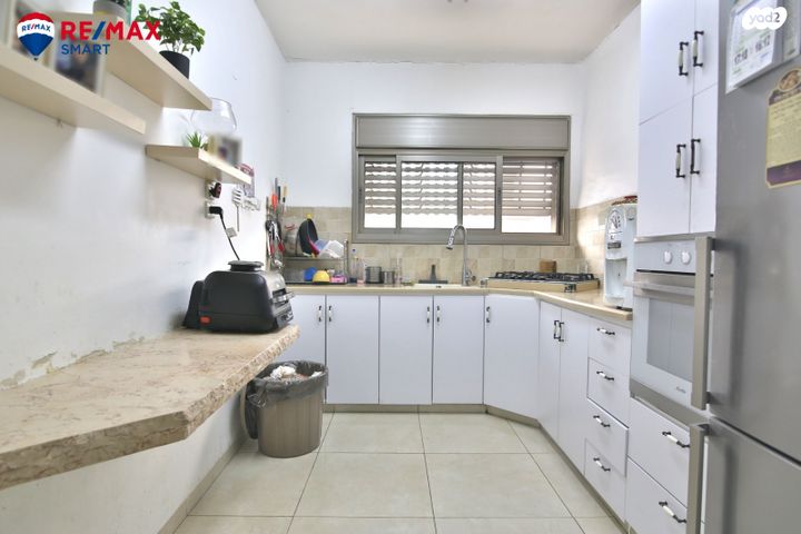 דירה, י.ל. פרץ, קרית ים א', קרית ים