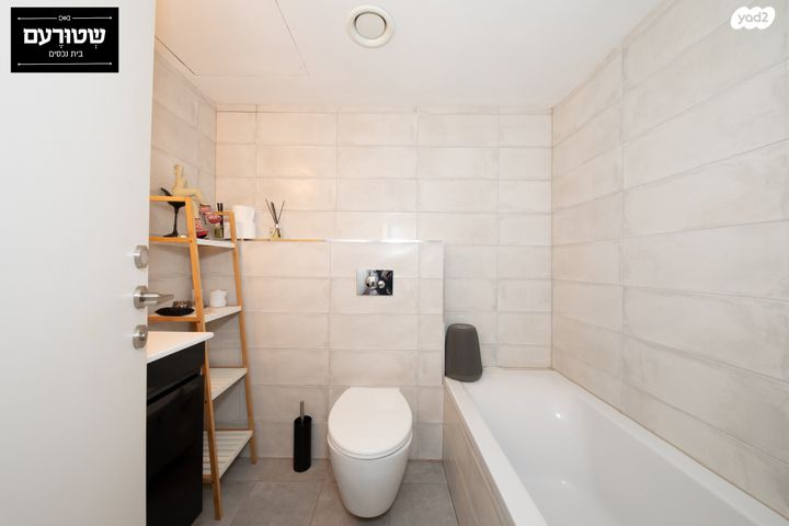 דירה, גרציאני יצחק, גני שרונה, קרית הממשלה, תל אביב יפו