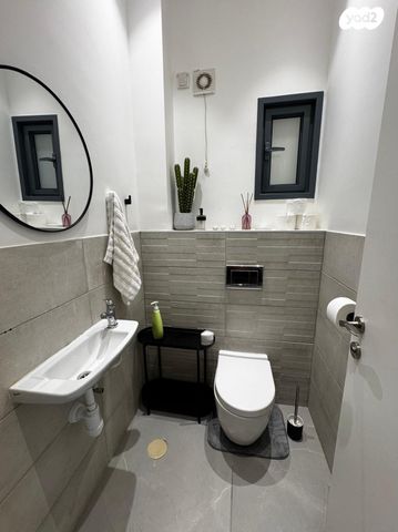 דירה, נתן יונתן 6, עיר ימים, נתניה