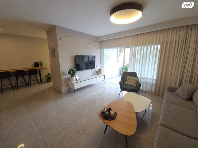 דירה, העצמאות, רובע הקריה, הסיטי, אשדוד