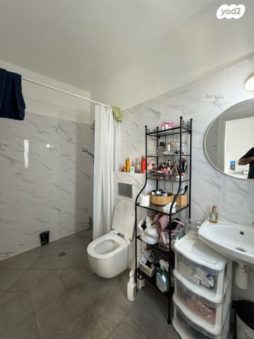 דירה, ישראל זנגוויל, צפון מזרח מרכז העיר, נתניה