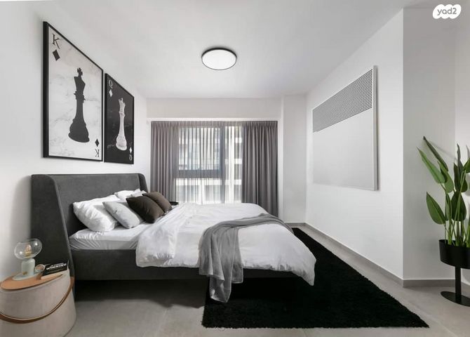 דירה, ליאונרדו דה וינצ'י 12, גני שרונה, קרית הממשלה, תל אביב יפו