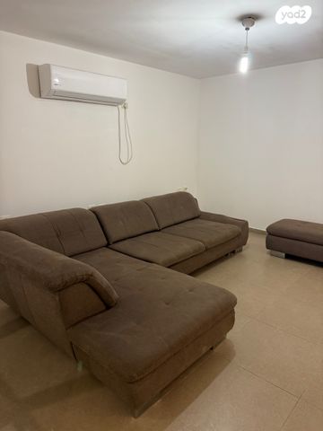 מרתף/ פרטר, הכרמל, עין הים, חדרה