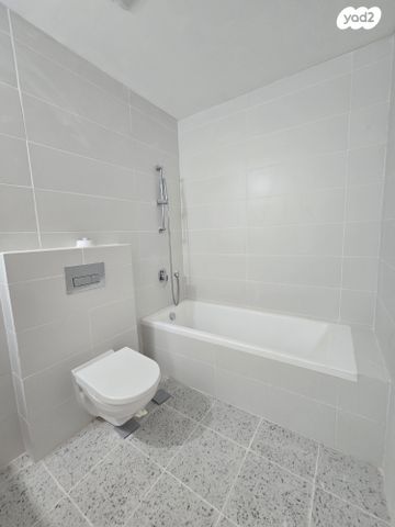 דירה, שפינוזה 25, אברמוביץ', ראשון לציון