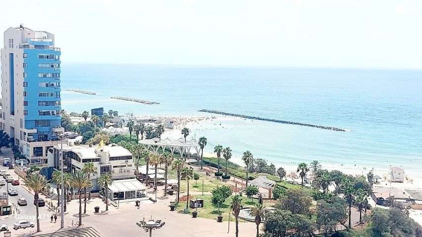 גג/ פנטהאוז, דוד המלך 14, צפון מערב מרכז העיר, נתניה