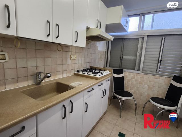 דירה, התותחנים 23, תל גיבורים, חולון