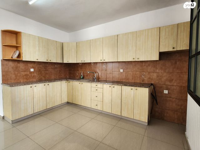 דירה, הקוצרים, מרכז, הרצליה