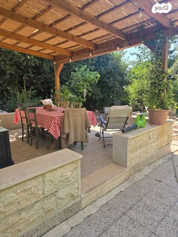 בית פרטי/ קוטג', מבשרת ציון