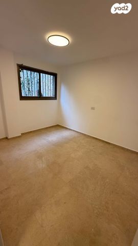 דירה, שדרות העצמאות 57, רוטשילד עצמאות, בת ים