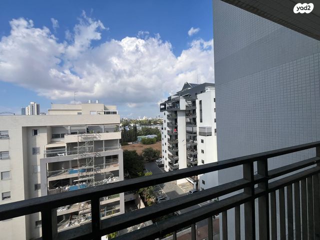 דירה, טבנקין 25, אזור הבילויים, רמת גן