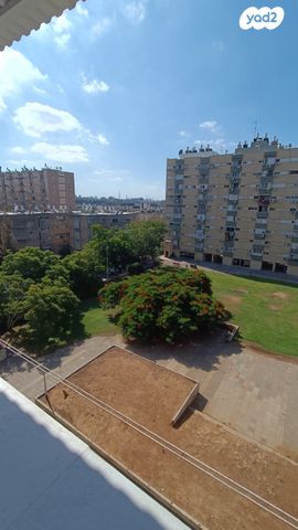 דירה, אלי כהן, רמת הנשיא, בת ים