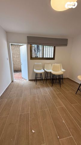 דירה, שדרות העצמאות 57, רוטשילד עצמאות, בת ים