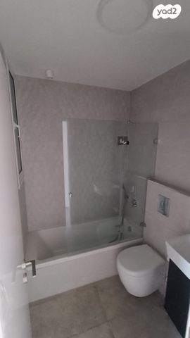 דירה, אלי כהן, רמת הנשיא, בת ים