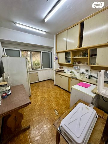 דירה, ישראל טייבר, גבעת הרמבם, גבעתיים