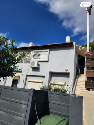 דירה, רש"י, שלמה, חדרה