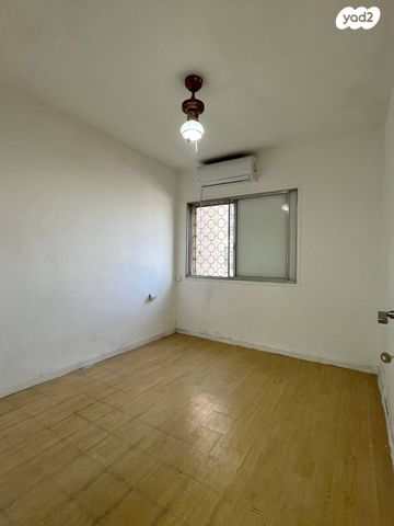 דירה, העצמאות 36, מרכז העיר, סביניה, הוותיקה, קרית ביאליק