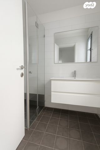 גג/ פנטהאוז, קרן היסוד 26, נווה דוד רמז, רעננה