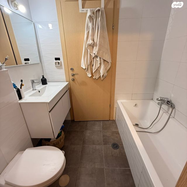 דירה, היינץ כהן, קרית אילון, חולון