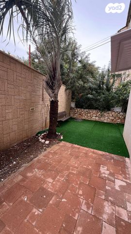 שדרות העצמאות 57