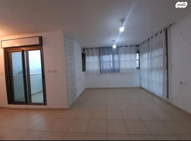 נתיב הסיירים 13