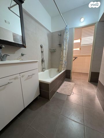 דירה, פתח תקווה, רמת אפרים, נתניה