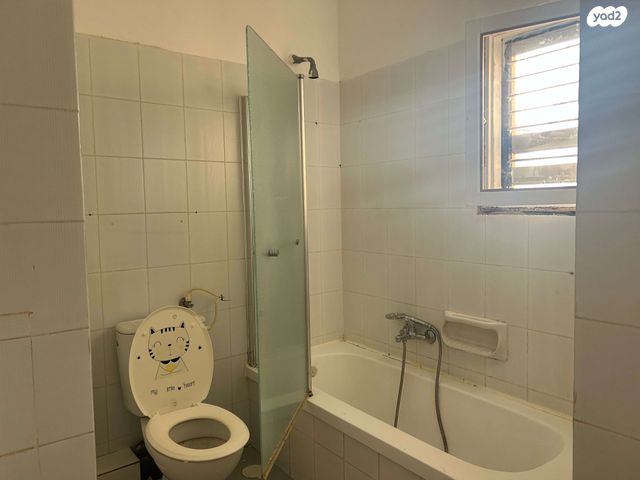 דירה, י.ל. ברוך, הרצליה