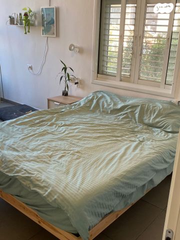 שכונת יהלום, מרכז העיר ב