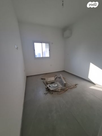 דירה, מעפילי אגוז 3, נווה חן, תל אביב יפו