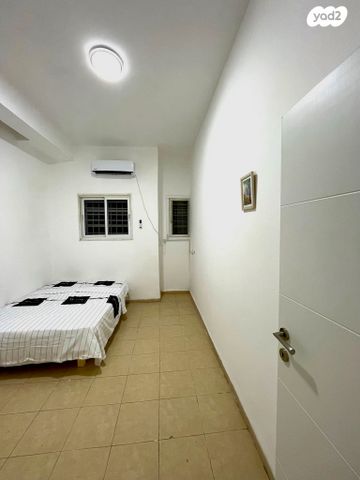 דירה, מנחם 8, חיפה