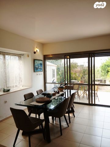 בית פרטי/ קוטג', הדולב, רחובות