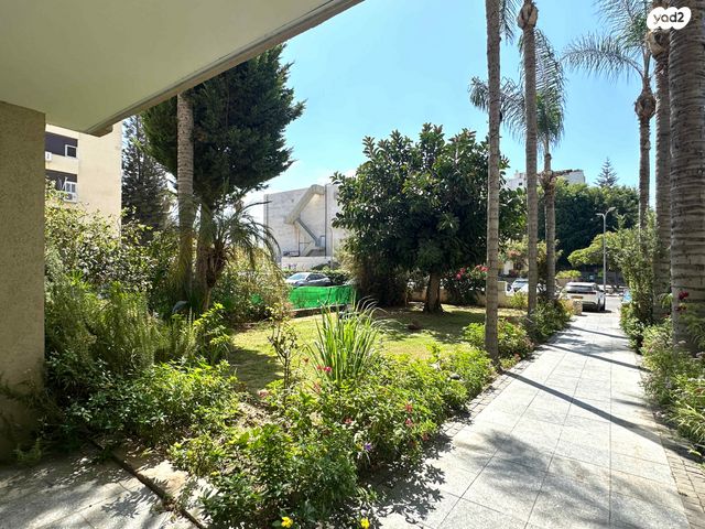 יהודה בורלא 