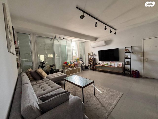 דירה, סמטת מנדלשטם 5, הצפון הישן - צפון, תל אביב יפו