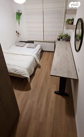 גג/ פנטהאוז, ברכה צפירה, רמת שרת, ירושלים