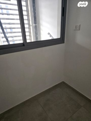 דירה, ברכה פולד, נרקיסים, ראשון לציון