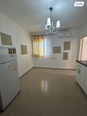 דירה, שדרות ורבורג 11, קרית חיים מערבית, חיפה