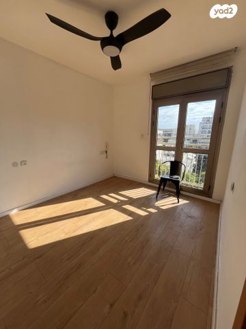 גג/ פנטהאוז, ויטל, פלורנטין, תל אביב יפו