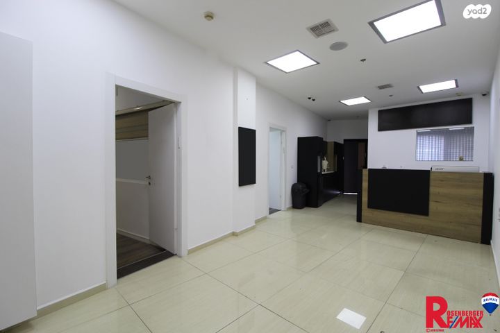 משרדים, הלוחמים 1, אזור תעסוקה צומת חולון, תל אביב יפו