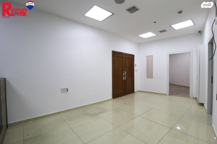 משרדים, הלוחמים 1, אזור תעסוקה צומת חולון, תל אביב יפו