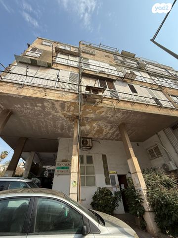 חנויות/ שטח מסחרי, הרב אהרונסון 1, בני ברק