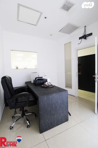 משרדים, הלוחמים 1, אזור תעסוקה צומת חולון, תל אביב יפו