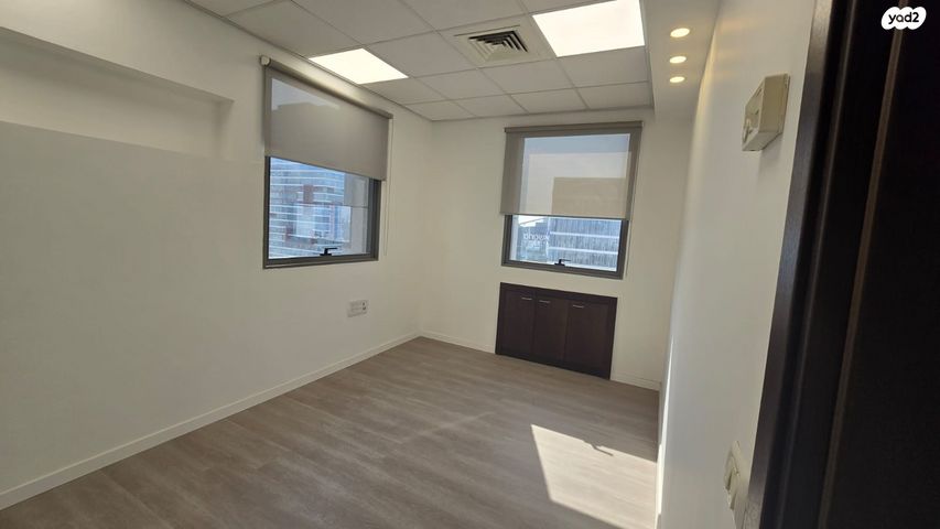 משרדים, דרך בן גוריון 1, אזור תעשיה צפון, בני ברק