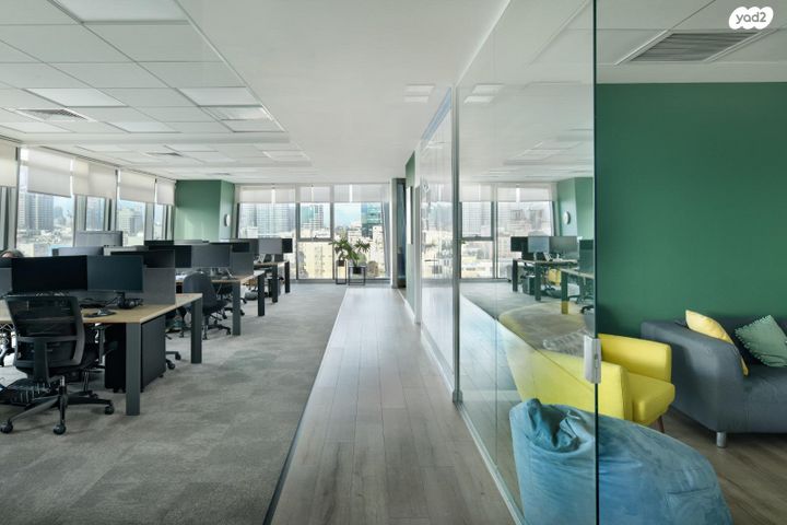 יגאל אלון 94