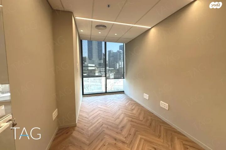 משרדים, דרך מנחם בגין, רמת גן