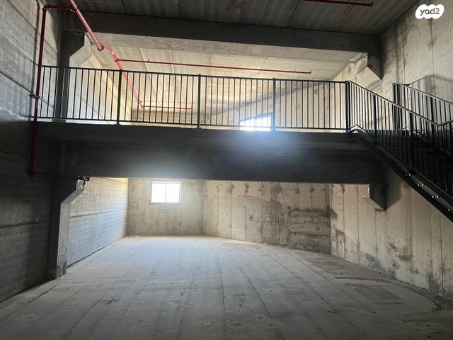 מחסנים, בן ציון גליס, פארק עסקים ירקון / אזור תעשיה סגולה, פתח תקווה