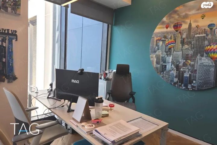 משרדים, דרך מנחם בגין 156, תל אביב יפו