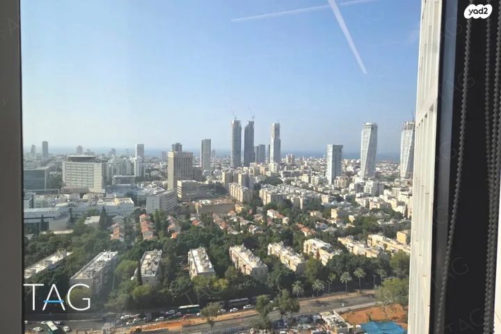 משרדים, דרך מנחם בגין 156, תל אביב יפו