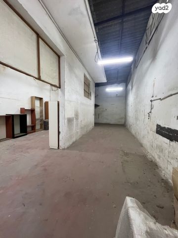 חנויות/ שטח מסחרי, סמטת בר יוחאי, גבעת הרצל, אזור המלאכה יפו, תל אביב יפו