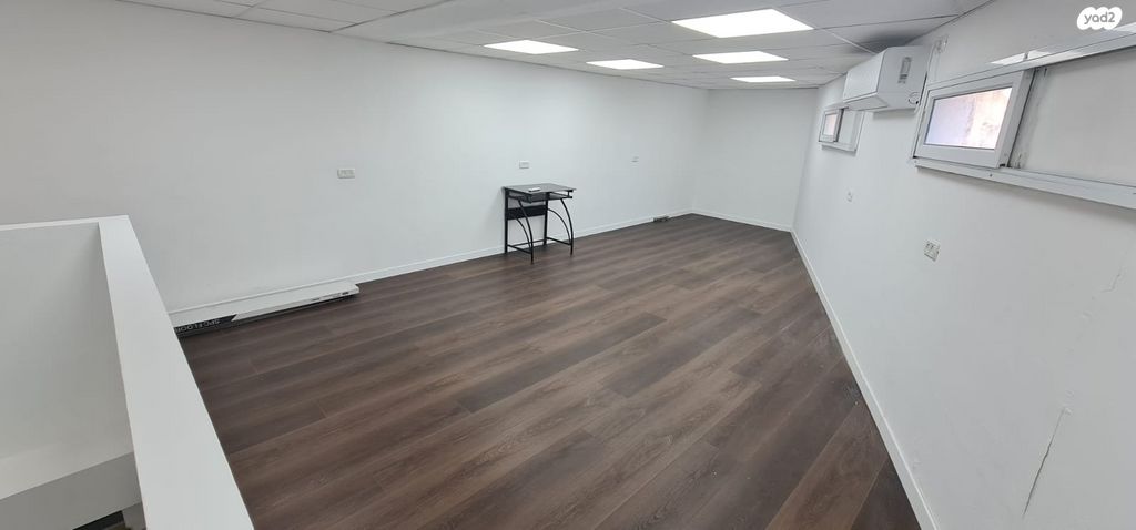 חנויות/ שטח מסחרי, זבולון 14, אברמסקי, קרית אתא