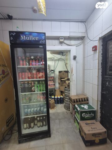 חנויות/ שטח מסחרי, הוד השרון