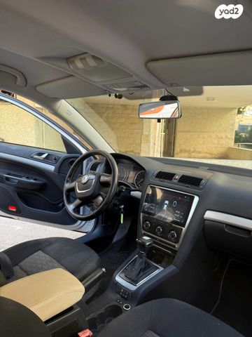 סקודה אוקטביה